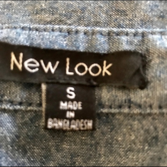 💕SALE💕NEW LOOK TOP - Picture 4 of 5